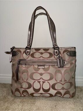 Coach Spring Tote Bag in Taupe/Pink